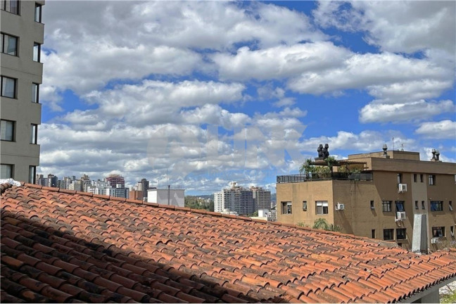 Imagem Apartamento com 3 Quartos à Venda, 105 m² em Rio Branco - Porto Alegre Imagem Apartamento com 3 Quartos à Venda, 105 m² em Rio Branco - Porto Alegre