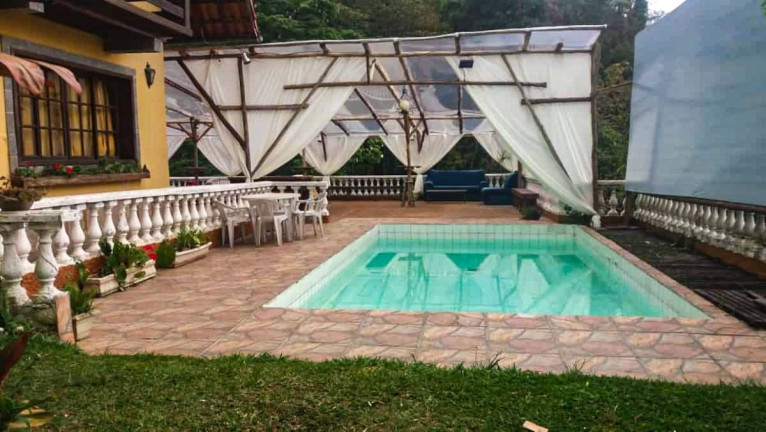 Imagem Casa com 4 Quartos à Venda, 590 m² em Granja Guarani - Teresópolis Imagem Casa com 4 Quartos à Venda, 590 m² em Granja Guarani - Teresópolis