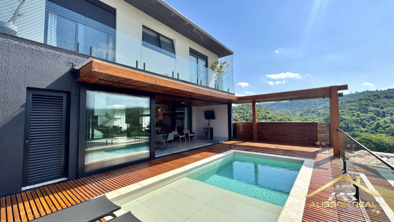 Imagem Casa de Condomínio com 4 Quartos à Venda, 422 m² em Cidade Tamboré - Santana De Parnaíba Imagem Casa de Condomínio com 4 Quartos à Venda, 422 m² em Cidade Tamboré - Santana De Parnaíba