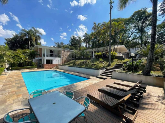 Casa com 4 Quartos à Venda,  em Vila Santo Antônio - Cotia