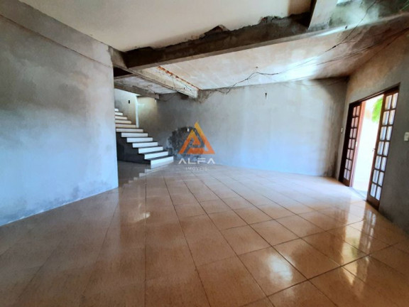 Imagem Casa com 4 Quartos à Venda, 169 m² Imagem Casa com 4 Quartos à Venda, 169 m²