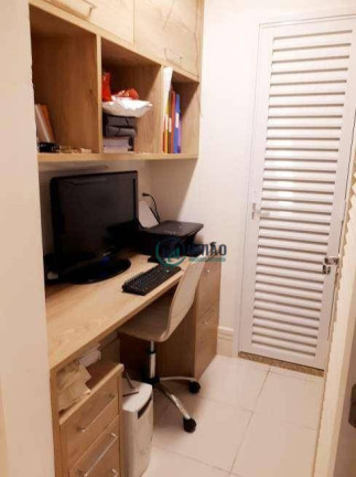 Imagem Apartamento com 4 Quartos à Venda, 156 m² em Charitas - Niterói