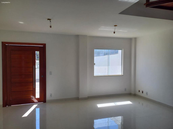 Imagem Casa com 3 Quartos à Venda, em Bairro Peixoto - Niterói Imagem Casa com 3 Quartos à Venda, em Bairro Peixoto - Niterói