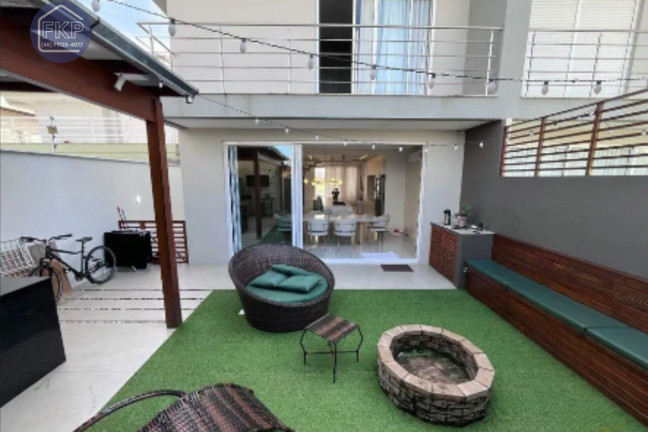 Imagem Casa com 3 Quartos à Venda, 224 m² em Ingleses Norte - Florianópolis