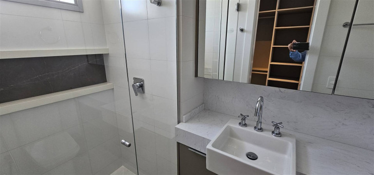 Imagem Apartamento com 4 Quartos à Venda, 156 m² em Barra Sul - Balneário Camboriú Imagem Apartamento com 4 Quartos à Venda, 156 m² em Barra Sul - Balneário Camboriú