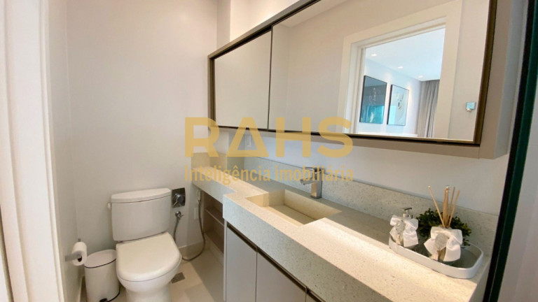 Imagem Apartamento com 3 Quartos à Venda, 199 m² em Praia Brava De Itajaí - Itajaí Imagem Apartamento com 3 Quartos à Venda, 199 m² em Praia Brava De Itajaí - Itajaí