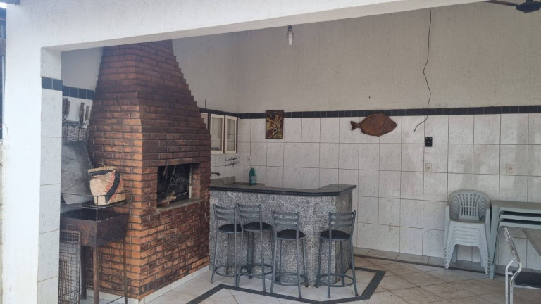 Imagem Casa com 5 Quartos à Venda, em Boa Esperança - Cuiabá Imagem Casa com 5 Quartos à Venda, em Boa Esperança - Cuiabá
