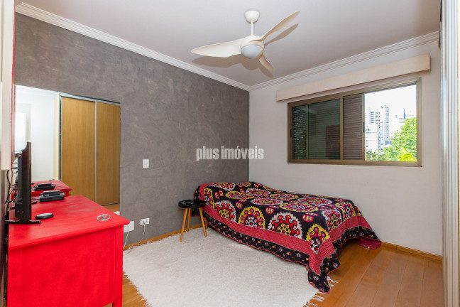 Imagem Apartamento com 3 Quartos à Venda, 151 m² em Real Parque - São Paulo Imagem Apartamento com 3 Quartos à Venda, 151 m² em Real Parque - São Paulo