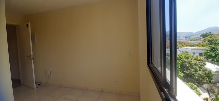 Imagem Imóvel Comercial para Alugar, 25 m² em Taquara - Rio De Janeiro Imagem Imóvel Comercial para Alugar, 25 m² em Taquara - Rio De Janeiro