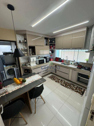 Imagem Casa com 4 Quartos à Venda, 240 m² em Nova Parnamirim - Parnamirim