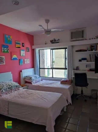 Imagem Apartamento com 3 Quartos à Venda, 152 m² em Espinheiro - Recife