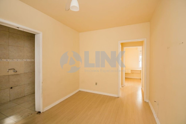 Imagem Apartamento com 2 Quartos à Venda, 56 m² em Cidade Baixa - Porto Alegre Imagem Apartamento com 2 Quartos à Venda, 56 m² em Cidade Baixa - Porto Alegre