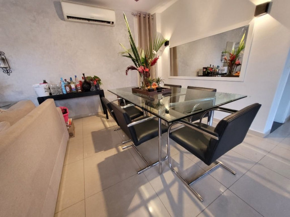 Imagem Casa com 3 Quartos à Venda, 204 m² em Edson Queiroz - Fortaleza Imagem Casa com 3 Quartos à Venda, 204 m² em Edson Queiroz - Fortaleza