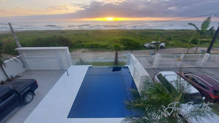 Imagem Casa com 7 Quartos à Venda, 500 m² em Brejatuba - Guaratuba Imagem Casa com 7 Quartos à Venda, 500 m² em Brejatuba - Guaratuba