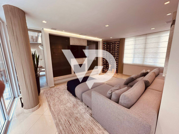 Imagem Casa com 4 Quartos à Venda, 450 m² em Alphaville - Santana De Parnaíba Imagem Casa com 4 Quartos à Venda, 450 m² em Alphaville - Santana De Parnaíba