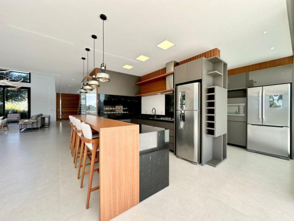 Imagem Casa com 5 Quartos à Venda, em Centro - Xangri-la Imagem Casa com 5 Quartos à Venda, em Centro - Xangri-la