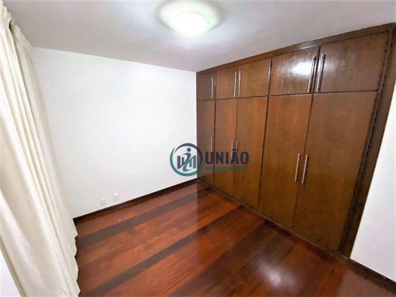 Imagem Apartamento com 4 Quartos à Venda, 260 m² em Icaraí - Niterói