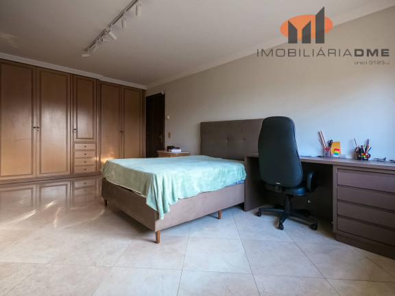 Imagem Casa com 8 Quartos à Venda, 700 m² em Jardim Social - Curitiba Imagem Casa com 8 Quartos à Venda, 700 m² em Jardim Social - Curitiba