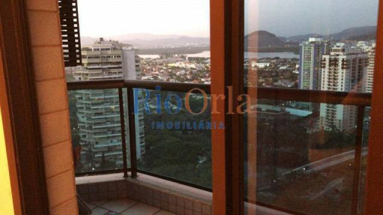 Imagem Apartamento com 4 Quartos à Venda, 138 m² em Barra Da Tijuca - Rio De Janeiro