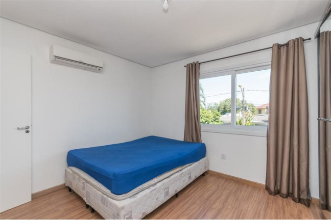 Imagem Casa com 3 Quartos à Venda, em Estância Velha - Canoas Imagem Casa com 3 Quartos à Venda, em Estância Velha - Canoas