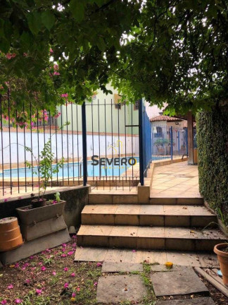 Imagem Casa com 5 Quartos à Venda, 300 m² em Centro - São Gonçalo