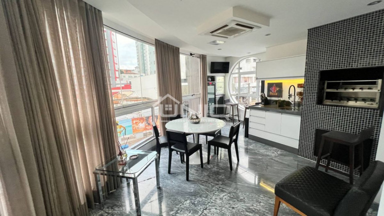 Imagem Apartamento com 3 Quartos à Venda, 260 m² Imagem Apartamento com 3 Quartos à Venda, 260 m²