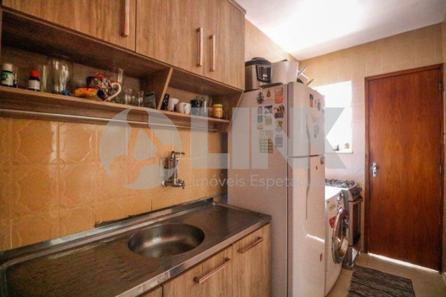 Imagem Apartamento com 3 Quartos à Venda, 63 m² em Petrópolis - Porto Alegre Imagem Apartamento com 3 Quartos à Venda, 63 m² em Petrópolis - Porto Alegre