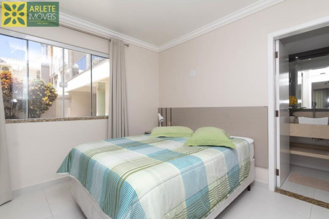 Imagem Casa com 3 Quartos para Alugar ou Temporada, 100 m² em Centro - Bombinhas Imagem Casa com 3 Quartos para Alugar ou Temporada, 100 m² em Centro - Bombinhas