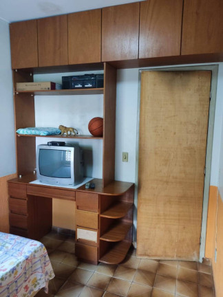 Imagem Sobrado com 3 Quartos à Venda, 350 m² em Guará I - Brasília