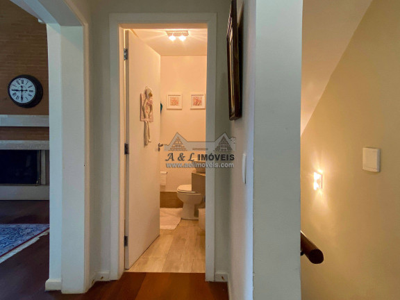 Imagem Casa com 6 Quartos à Venda, 700 m² em Alto Capivari - Campos Do Jordão Imagem Casa com 6 Quartos à Venda, 700 m² em Alto Capivari - Campos Do Jordão