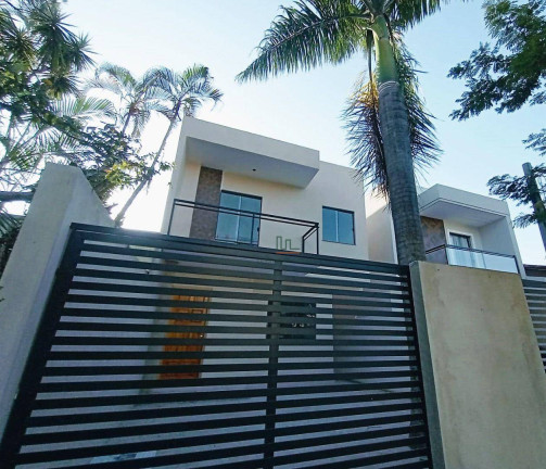 Casa com 4 Quartos à Venda, 140 m² em Itaipu - Niterói
