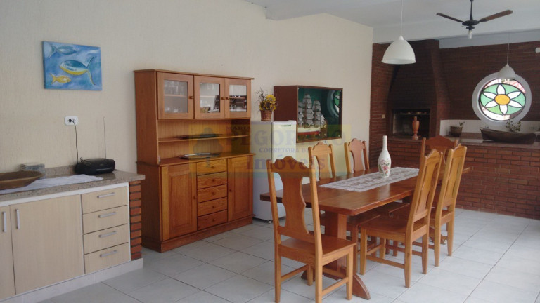 Imagem Sobrado com 4 Quartos à Venda, em Martim De Sa - Caraguatatuba Imagem Sobrado com 4 Quartos à Venda, em Martim De Sa - Caraguatatuba