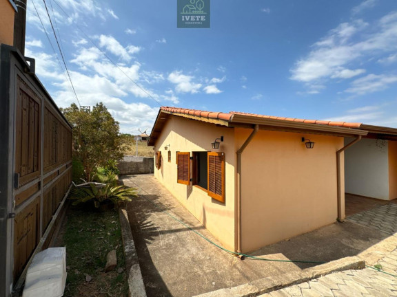 Imagem Casa com 3 Quartos à Venda, 380 m² Imagem Casa com 3 Quartos à Venda, 380 m²