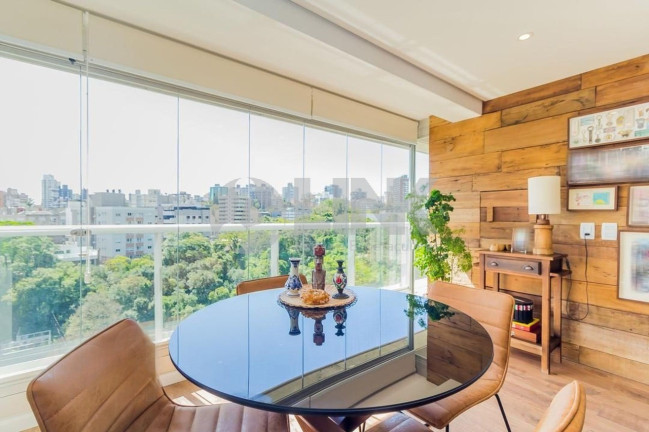 Imagem Apartamento com 2 Quartos à Venda, 77 m² em Petrópolis - Porto Alegre Imagem Apartamento com 2 Quartos à Venda, 77 m² em Petrópolis - Porto Alegre