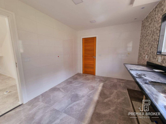 Imagem Casa com 4 Quartos à Venda, 230 m² em Albuquerque - Teresópolis Imagem Casa com 4 Quartos à Venda, 230 m² em Albuquerque - Teresópolis