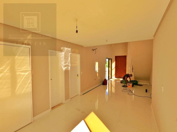 Imagem Casa de Condomínio com 4 Quartos à Venda, 180 m² em Lagoa Redonda - Fortaleza