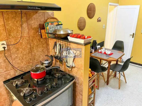Imagem Apartamento com 3 Quartos à Venda, 150 m² em Laranjeiras - Rio De Janeiro Imagem Apartamento com 3 Quartos à Venda, 150 m² em Laranjeiras - Rio De Janeiro