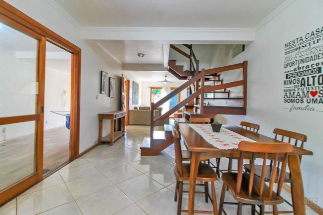 Imagem Imóvel com 4 Quartos à Venda, em Espírito Santo - Porto Alegre Imagem Imóvel com 4 Quartos à Venda, em Espírito Santo - Porto Alegre