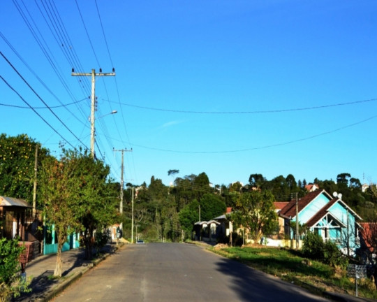 Imagem Imóvel com 4 Quartos à Venda, em Logradouro - Nova Petrópolis Imagem Imóvel com 4 Quartos à Venda, em Logradouro - Nova Petrópolis