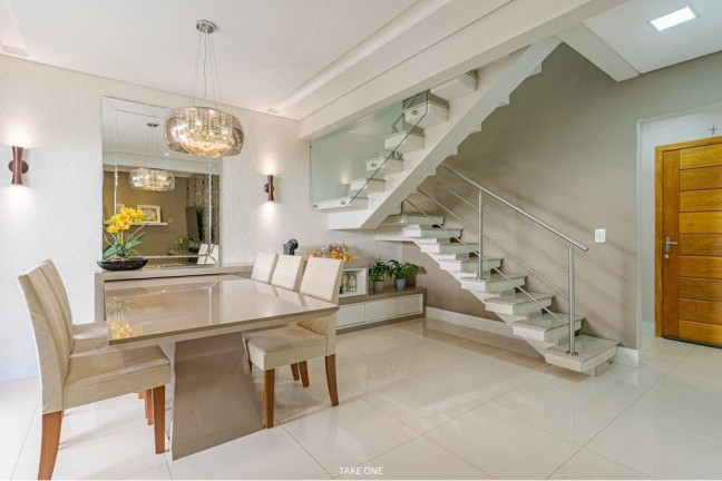 Imagem Casa com 3 Quartos à Venda, 213 m² em Medeiros - Jundiaí Imagem Casa com 3 Quartos à Venda, 213 m² em Medeiros - Jundiaí