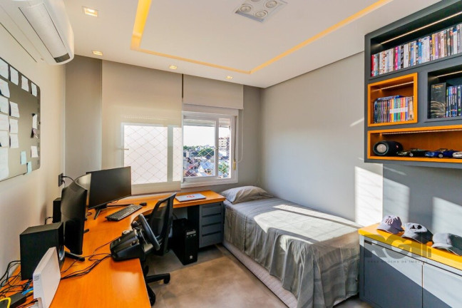 Imagem Imóvel com 4 Quartos à Venda, 158 m² em Menino Deus - Porto Alegre Imagem Imóvel com 4 Quartos à Venda, 158 m² em Menino Deus - Porto Alegre