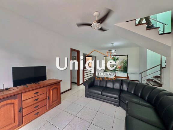 Imagem Casa com 4 Quartos para Alugar, 200 m² em Palmeiras - Cabo Frio Imagem Casa com 4 Quartos para Alugar, 200 m² em Palmeiras - Cabo Frio