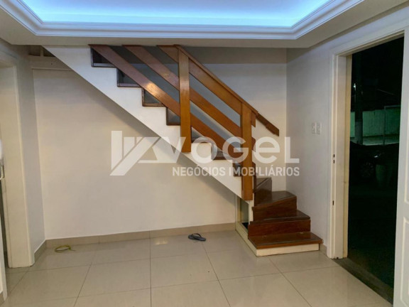 Imagem Casa com 3 Quartos à Venda, 135 m² em Olaria - Canoas Imagem Casa com 3 Quartos à Venda, 135 m² em Olaria - Canoas