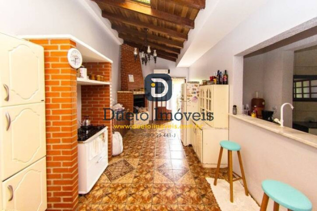 Imagem Casa com 3 Quartos à Venda, 174 m² em Renascença - Santa Maria