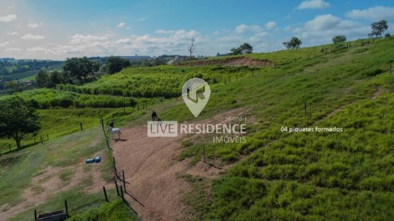 Imagem Chácara com 8 Quartos à Venda, 580 m² em Bairro Itapema - Itatiba Imagem Chácara com 8 Quartos à Venda, 580 m² em Bairro Itapema - Itatiba
