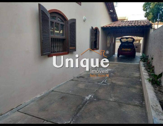 Imagem Casa com 3 Quartos à Venda, 360 m² em Porto Da Aldeia - São Pedro Da Aldeia Imagem Casa com 3 Quartos à Venda, 360 m² em Porto Da Aldeia - São Pedro Da Aldeia