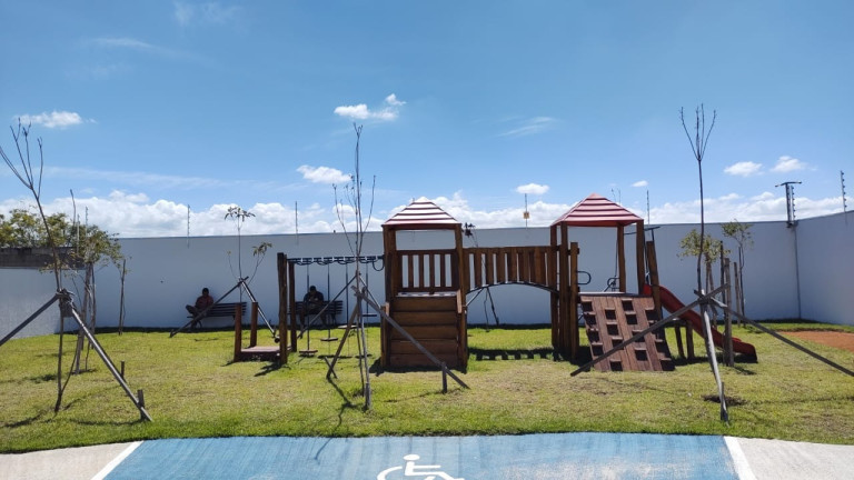 Imagem Casa com 2 Quartos à Venda, em Loteamento Industrial água Preta - Pindamonhangaba Imagem Casa com 2 Quartos à Venda, em Loteamento Industrial água Preta - Pindamonhangaba