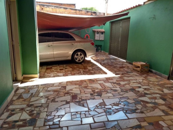 Imagem Casa com 4 Quartos à Venda, 217 m² em Presidente Dutra - Ribeirão Preto Imagem Casa com 4 Quartos à Venda, 217 m² em Presidente Dutra - Ribeirão Preto