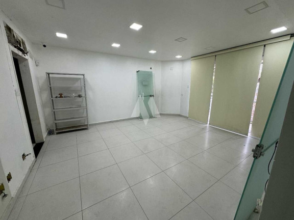 Casa com 4 Quartos à Venda, 357 m² em Campo Grande - Santos