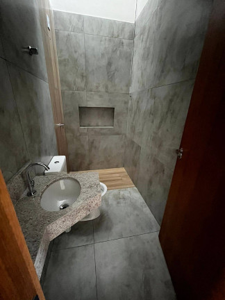 Imagem Sobrado com 3 Quartos à Venda, em Parque Hayala - Aparecida De Goiânia Imagem Sobrado com 3 Quartos à Venda, em Parque Hayala - Aparecida De Goiânia